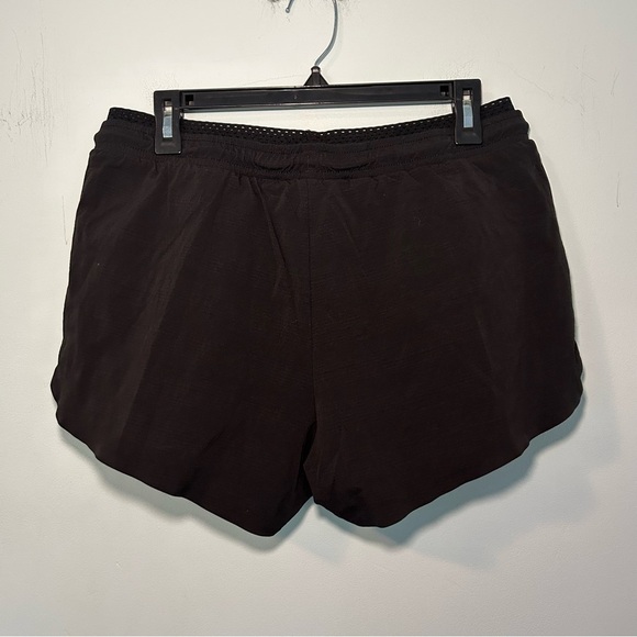 Athleta Black Crest 2 in 1 Shortie Shorts Size 10 - Picture 3 of 8